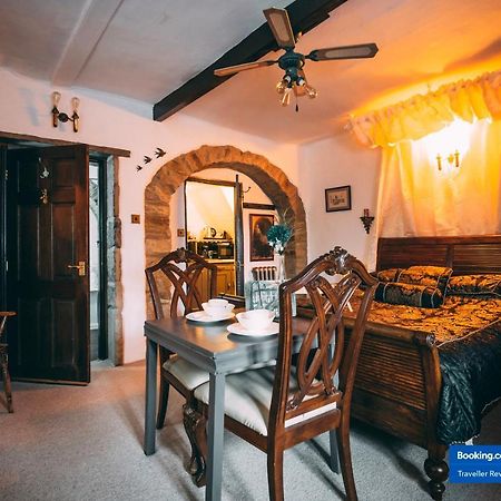 Апартаменты The Rookery Nook And Bronte Parsonage - Хоэрт Экстерьер фото